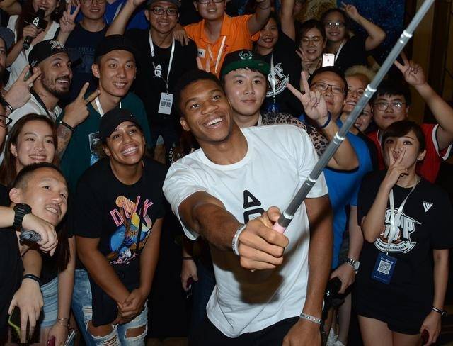 他会刻意掉 他会刻意掉